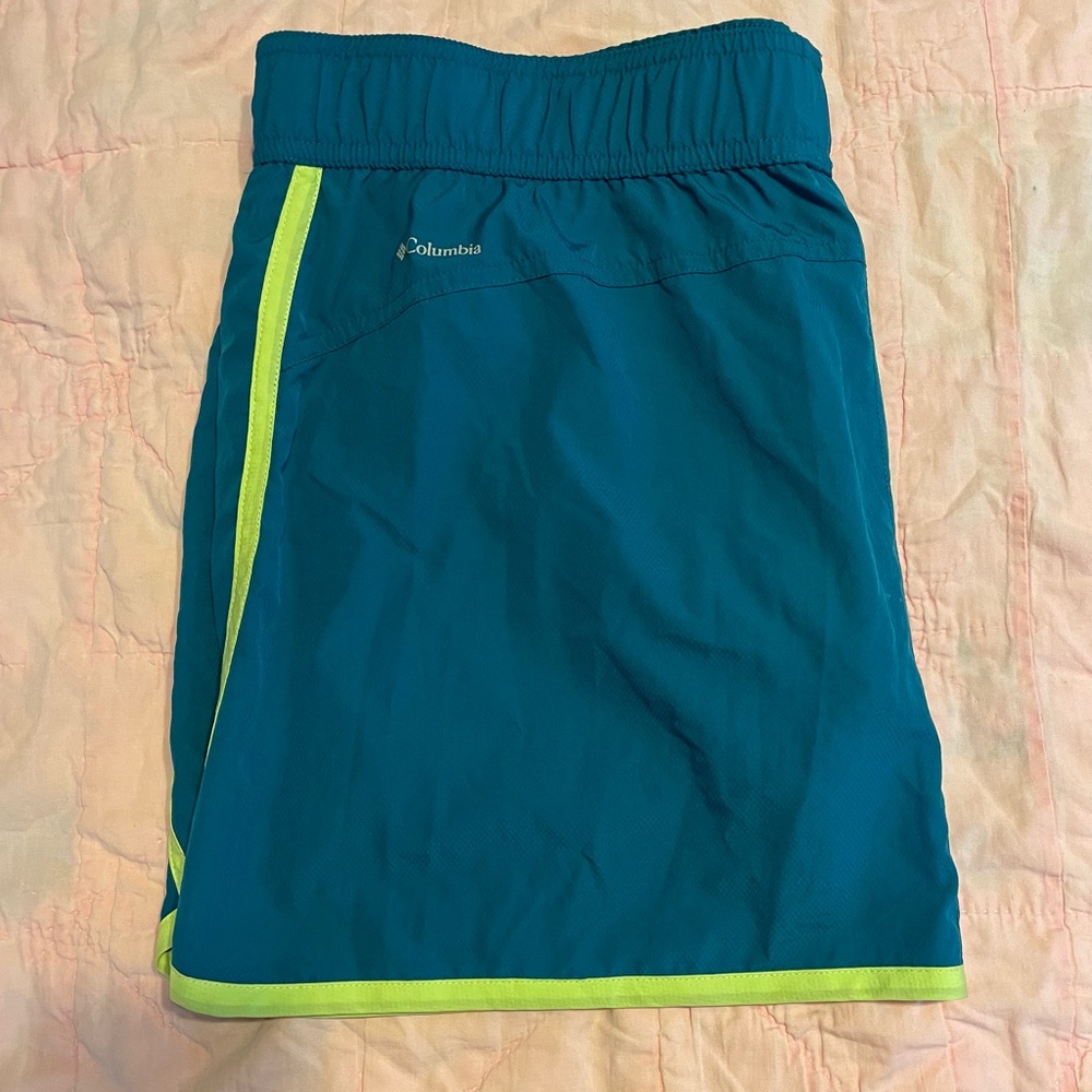 Columbia Brand lightweight skort, Large